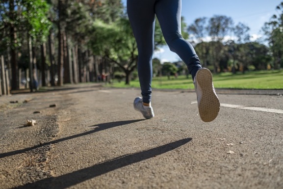 Scarpe da running in corsa per strada